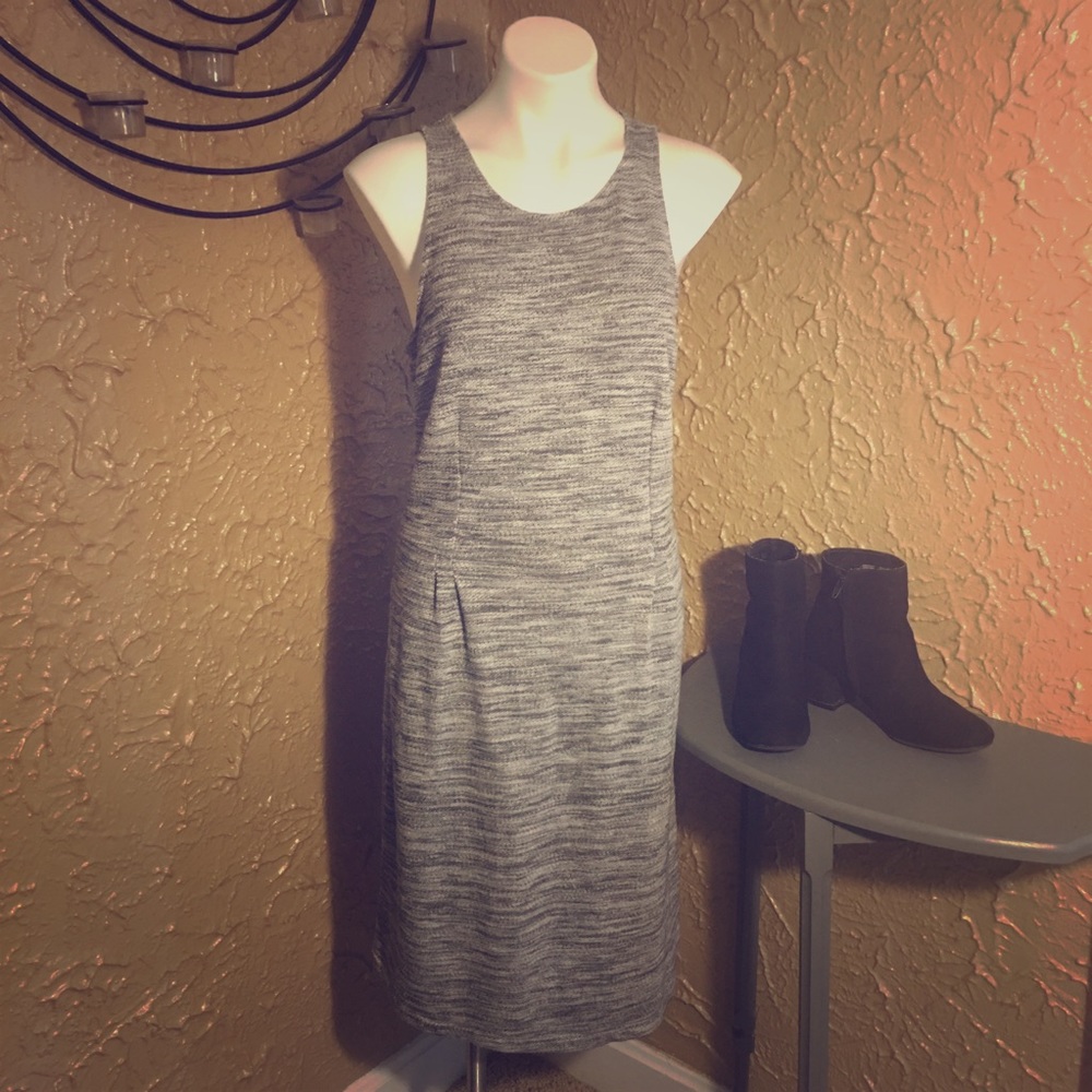 A18-Old Navy zip back dress